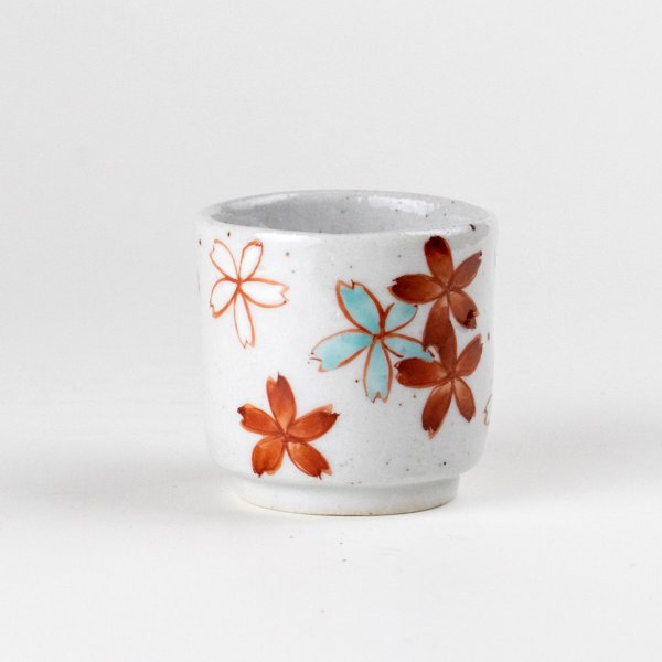 Photo1: Sake Cup Akae sakura chirashi Cherry blossoms (6cm/2.3in) (1)